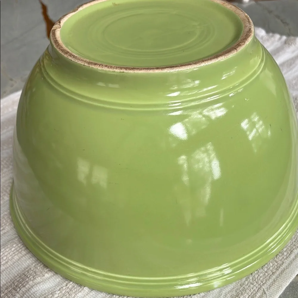 Vintage Ceramic Mixing Bowl - Picture 4 of 7